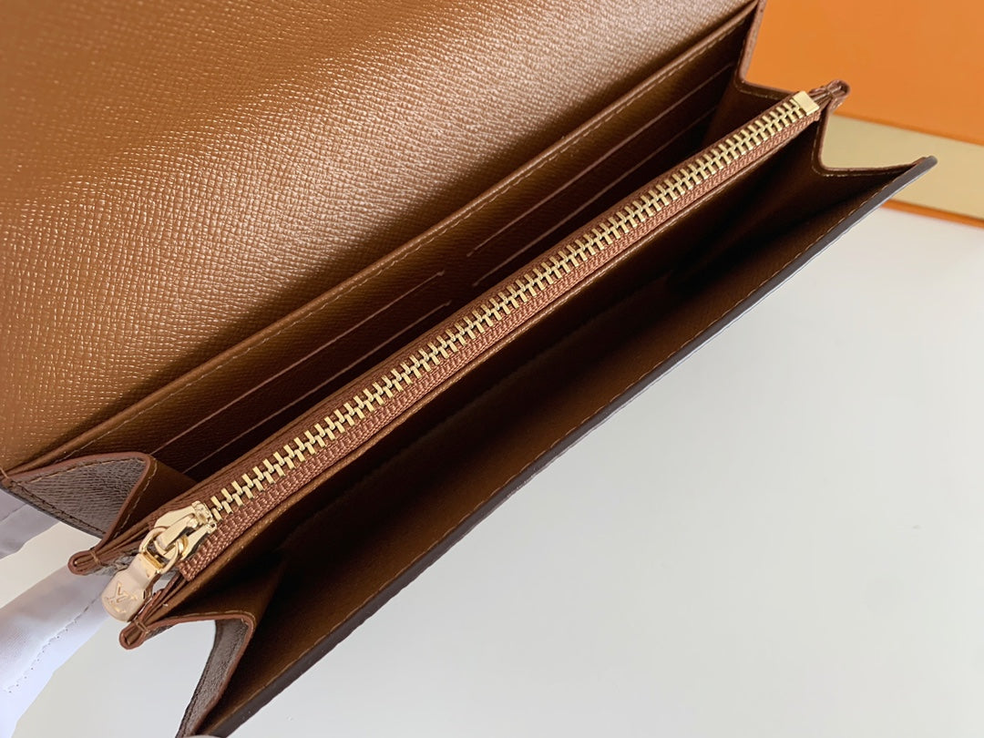 Long Wallet