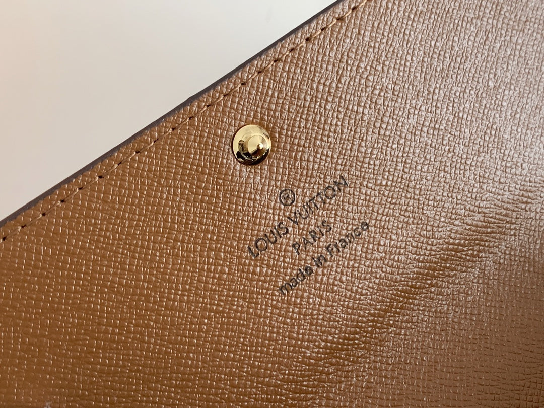 Long Wallet