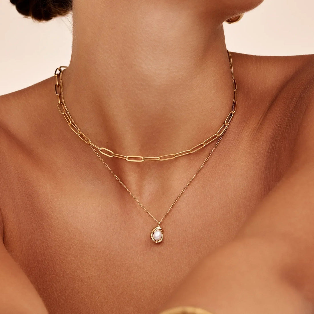 Luna Drop Pearl Necklace