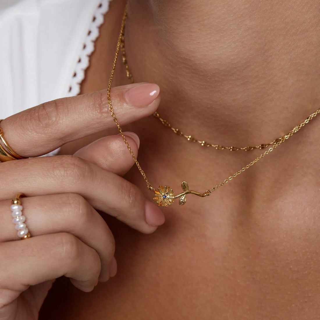Delicate Necklace with Birth Flower